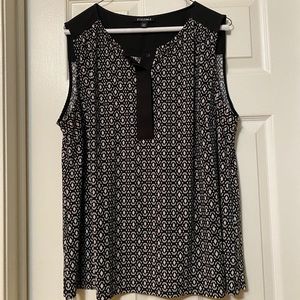Roz & Ali Black & White Women’s Top- Size 1X